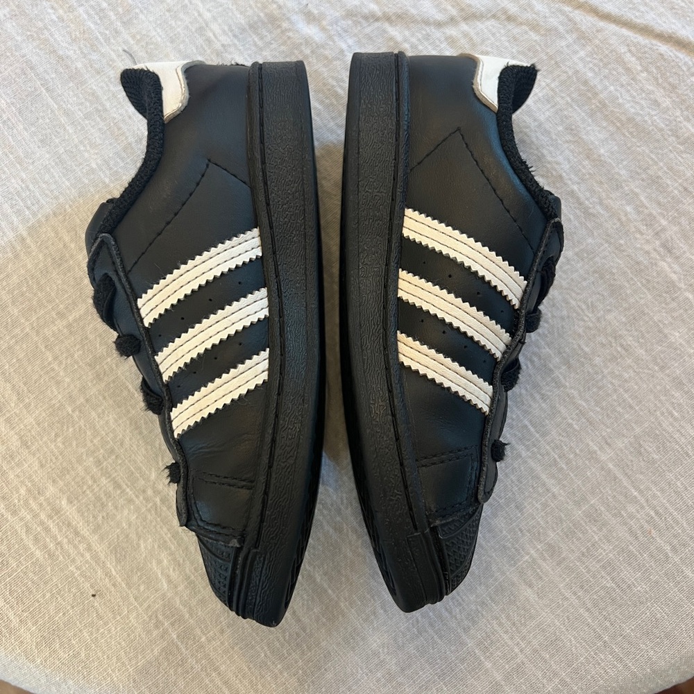 Adidas superstar black sneakers - Picture 5 of 8